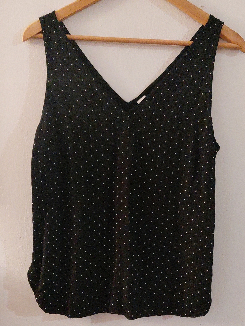 Old Navy Black Polka Dot V-Neck Camisole
